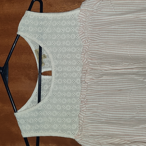 Democracy Pink Cream Striped Off The Shoulder Top - Picture 2 of 9